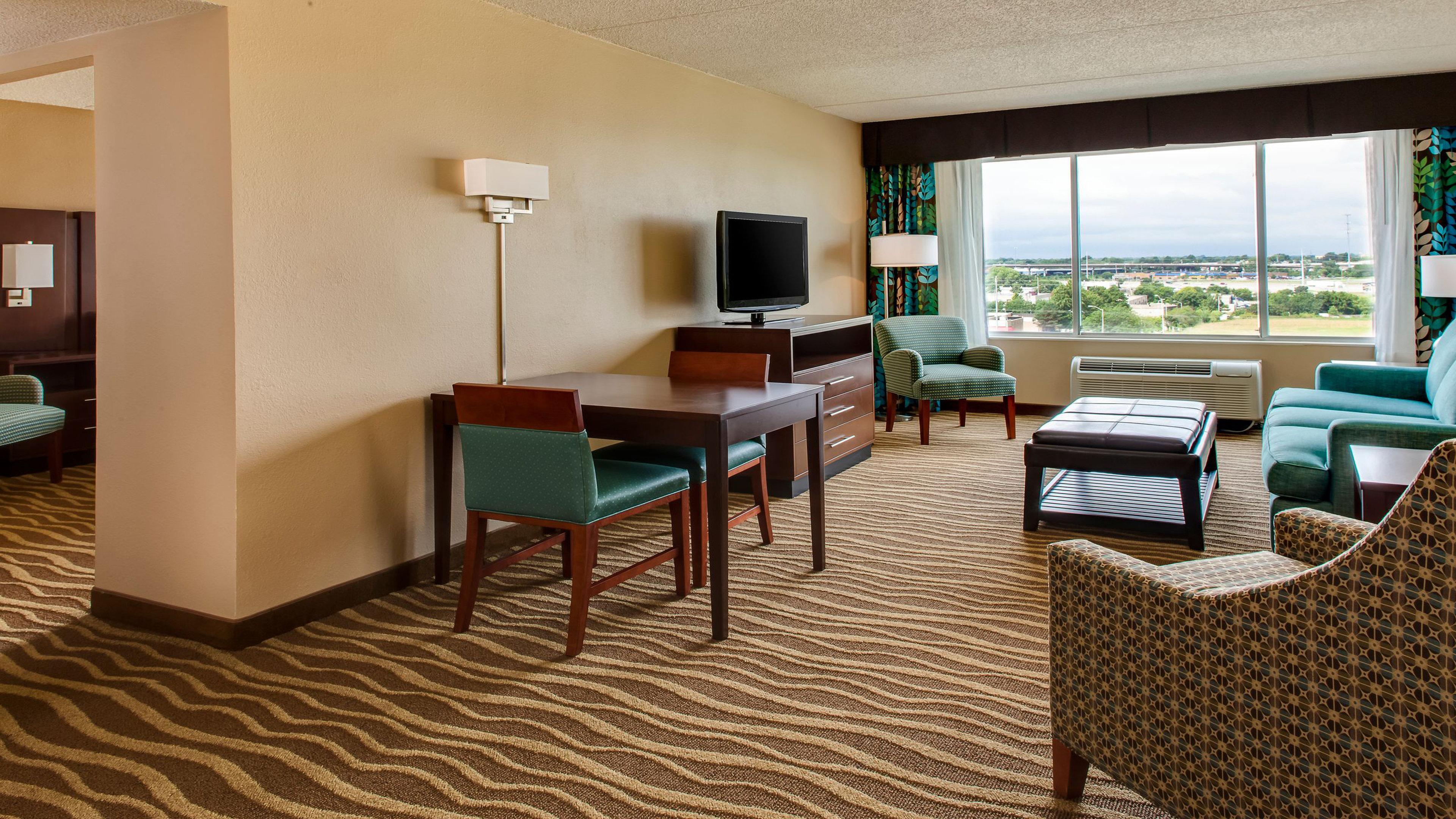 & Overland Park-west By Ihg 3*