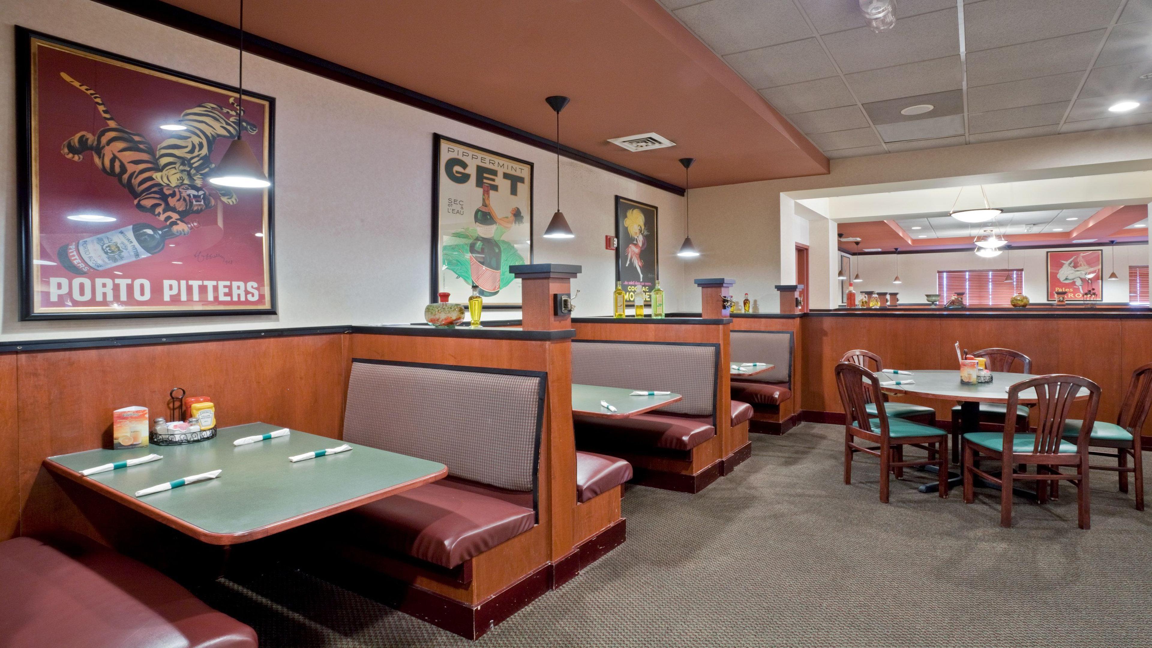 & Overland Park-west By Ihg Hotel 3*